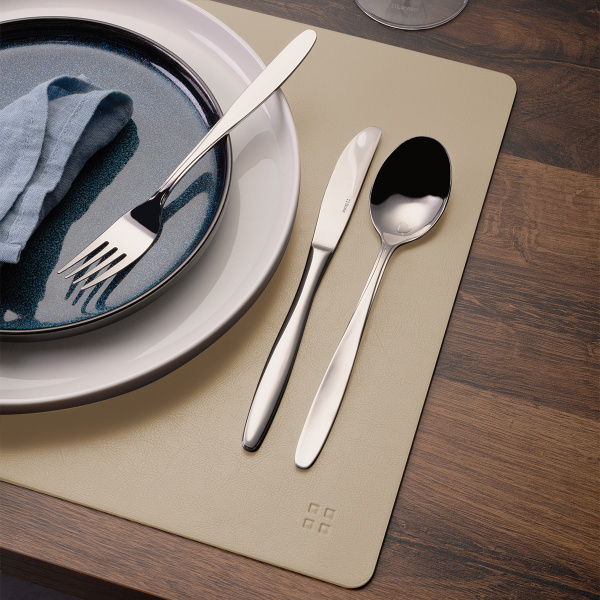 Sandfarbenes Platzset 45 x 32 cm – Elements Ambiente