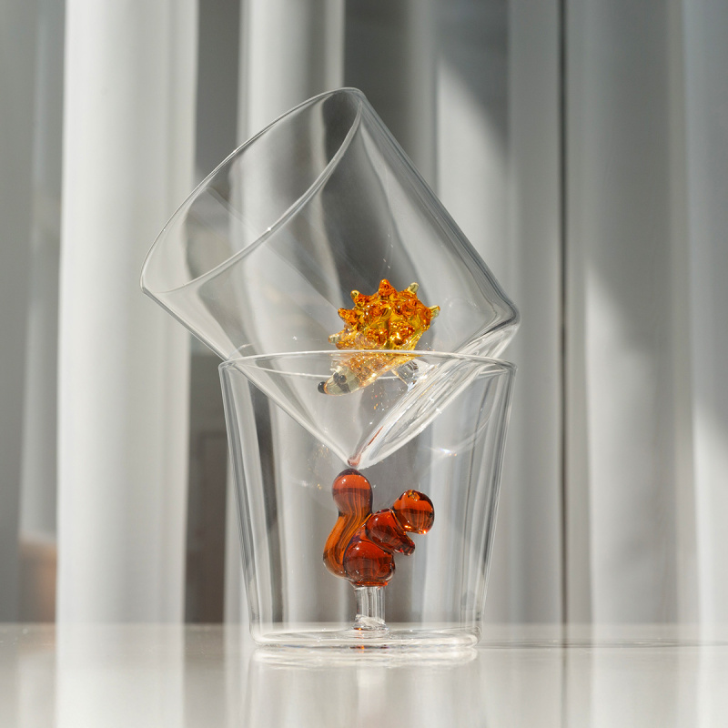 Glas mit Eichhörnchen-Motiv | Ichendorf
