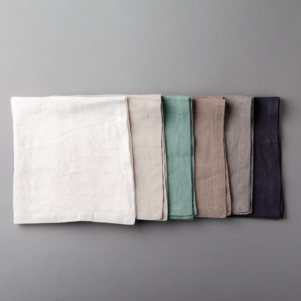 Kreidefarbene Leinen-Servietten 50 x 50 cm 2 Stk. - Gaya Ambiente