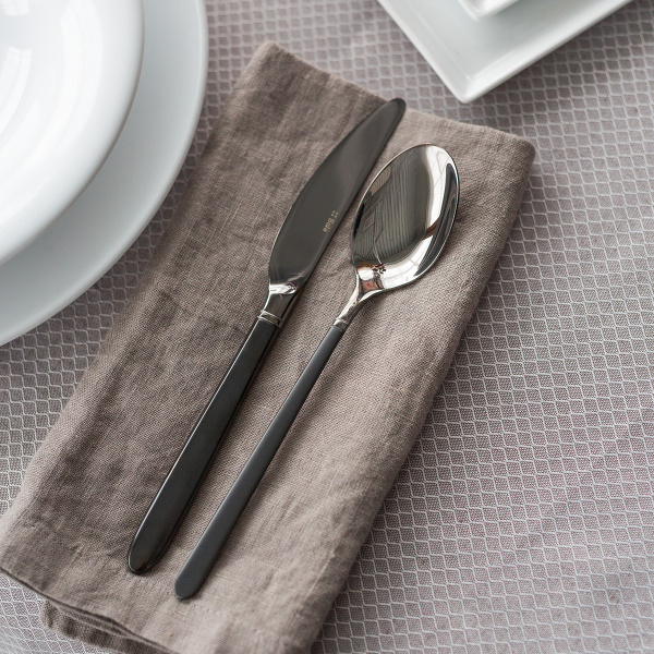 Besteck-Set 16-tlg. — Porto PVD dunkel Titan / schwarz sandgestrahlt
