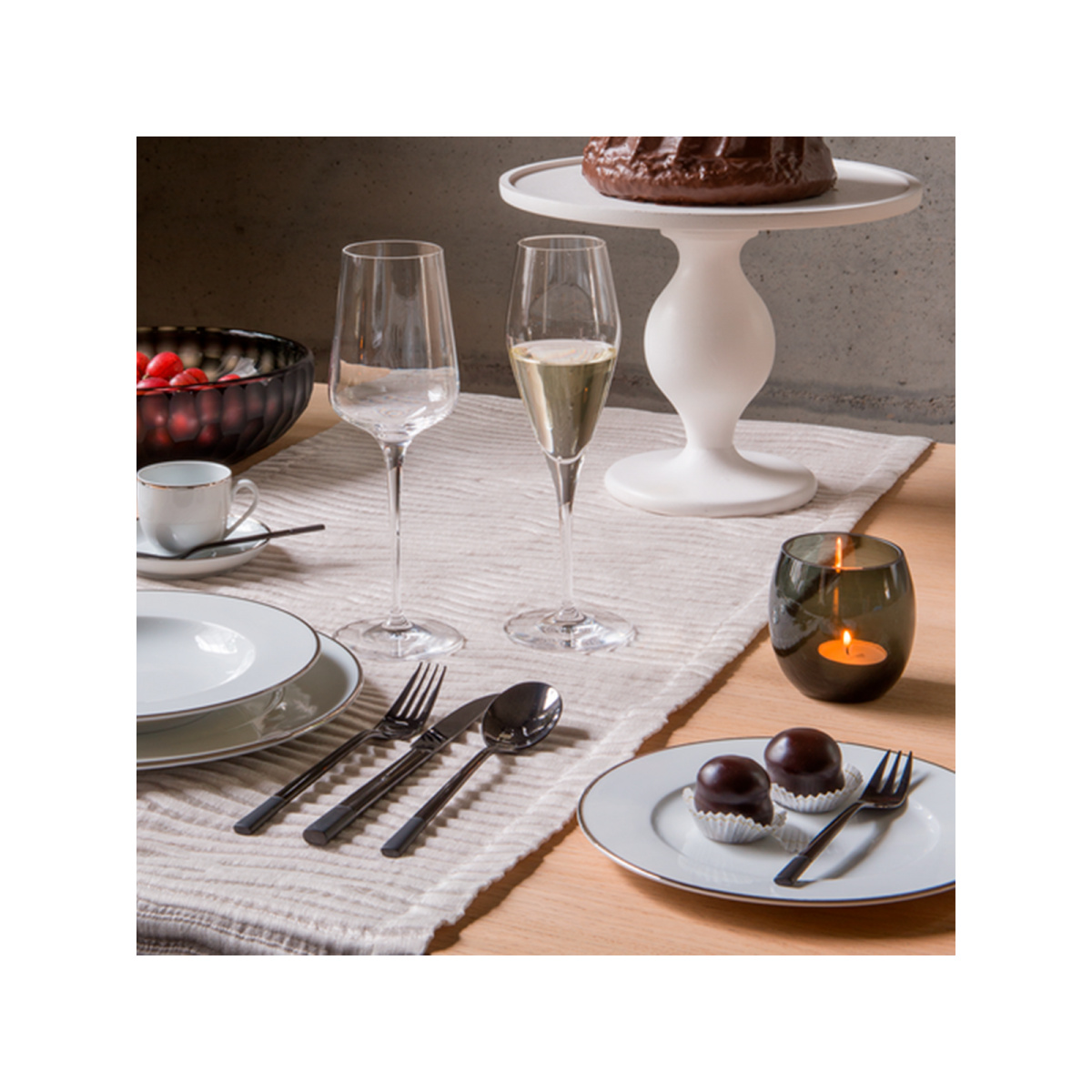 Besteckset 5-tlg. – Luxus PVD schwarz mit satiniertem Griff
