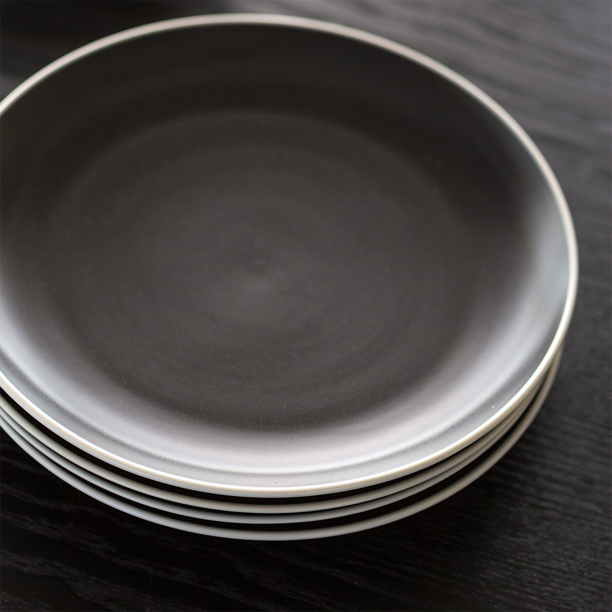 Teller flach 22 cm — Elements Yin & Yang black