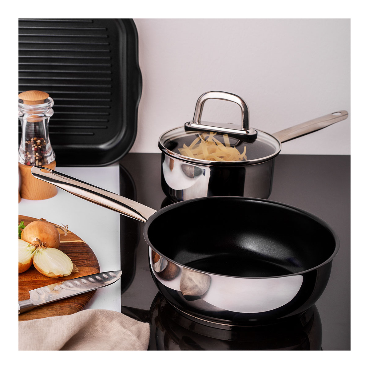 Pfanne / Wok ø 24 cm, H: 9 cm - Saturn Lunasol